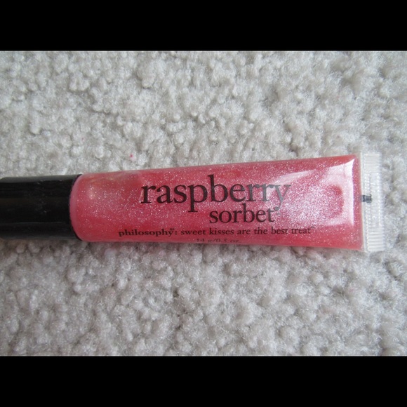 set of 7 philosophy lipglosses w/ mini shower gel - Picture 5 of 8